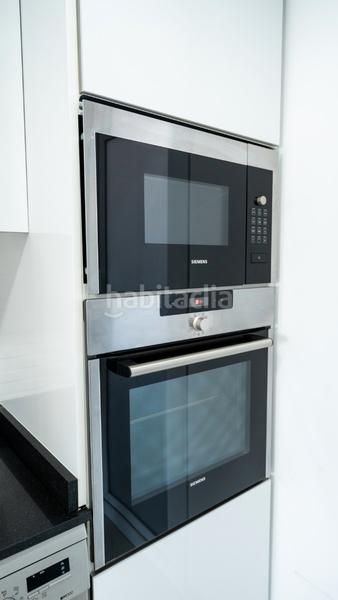 Foto 05c84876-be0a-4966-844a-38762bc00a0f. Ático presentamos este exclusivo aacutetico con vistas panoraacutemicas al mar, ubicado en el codiciado complejo residencial sea senses en Torrevieja