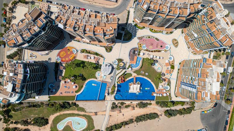 Foto 40b17616-f0b9-4374-8e67-438bce182d36. Ático presentamos este exclusivo aacutetico con vistas panoraacutemicas al mar, ubicado en el codiciado complejo residencial sea senses en Torrevieja