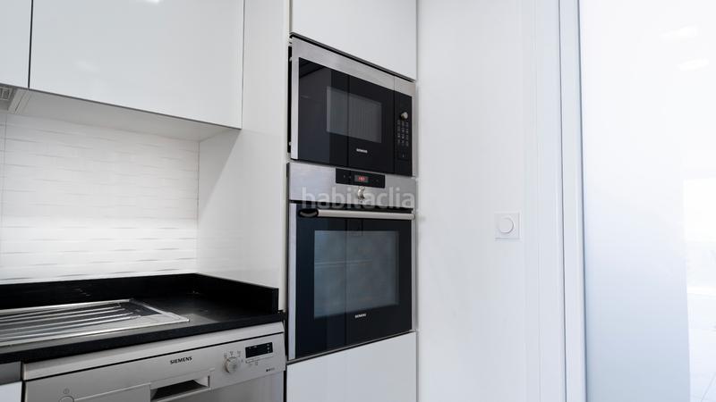 Foto 755f7329-7c0a-4959-9220-96b8cde7241e. Ático presentamos este exclusivo aacutetico con vistas panoraacutemicas al mar, ubicado en el codiciado complejo residencial sea senses en Torrevieja