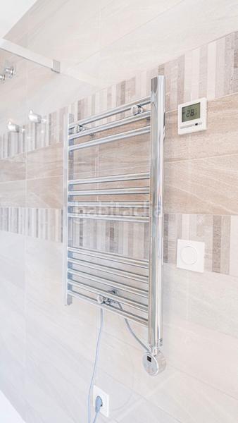 Foto 83ac2bd5-303c-4459-820d-46a21a3a0c99. Ático presentamos este exclusivo aacutetico con vistas panoraacutemicas al mar, ubicado en el codiciado complejo residencial sea senses en Torrevieja