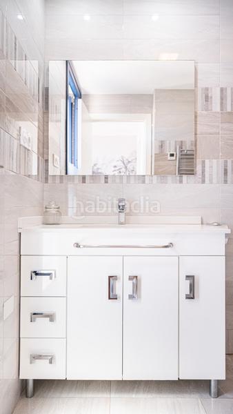 Foto 8ba31904-b516-472e-b18c-1ed2c053e0b6. Ático presentamos este exclusivo aacutetico con vistas panoraacutemicas al mar, ubicado en el codiciado complejo residencial sea senses en Torrevieja