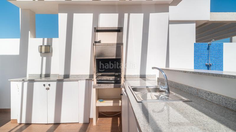 Foto b52744f8-7803-4c3e-a649-2c223ef9f799. Ático presentamos este exclusivo aacutetico con vistas panoraacutemicas al mar, ubicado en el codiciado complejo residencial sea senses en Torrevieja