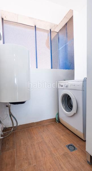 Foto b541c863-8718-43e9-8b8d-0dcf6cea1c6b. Ático presentamos este exclusivo aacutetico con vistas panoraacutemicas al mar, ubicado en el codiciado complejo residencial sea senses en Torrevieja