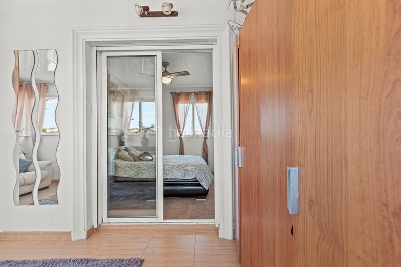 Foto aacf63e2-8eb6-4d63-8c18-e9d000e830b0. Casa ubicada en la prestigiosa playa flamenca, esta villa independiente orientada al sur ofrece la combinacioacuten perfecta de eleganc en Orihuela