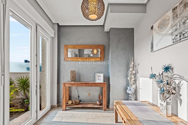 Foto d011855b-939d-48fe-9e99-709f15799a26. Casa ubicada en la prestigiosa playa flamenca, esta villa independiente orientada al sur ofrece la combinacioacuten perfecta de eleganc en Orihuela