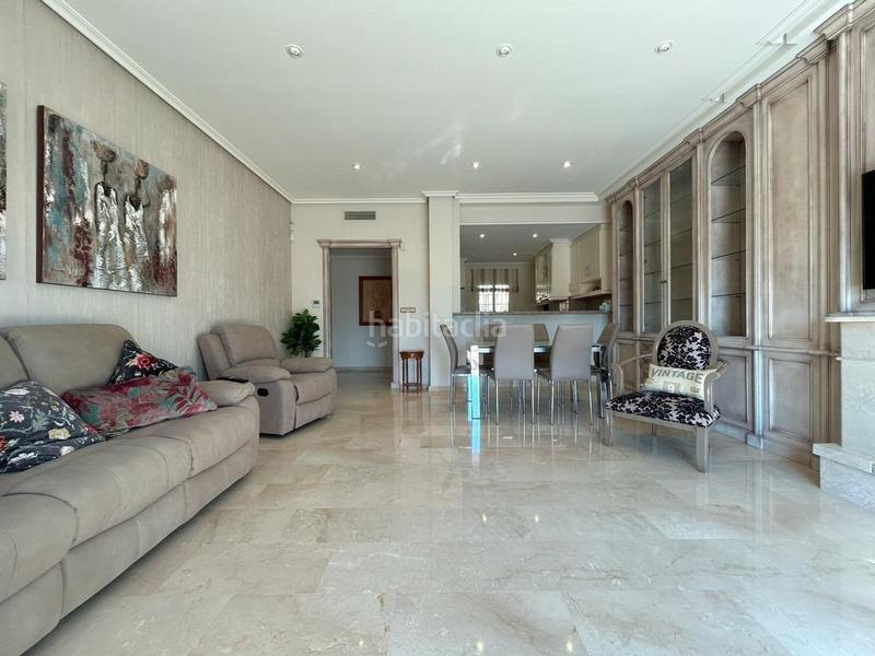 Foto 496d5e7b-7ae4-4055-a6f3-dfd7c60c56e3. Penthouse with pool in Aguamarina Orihuela