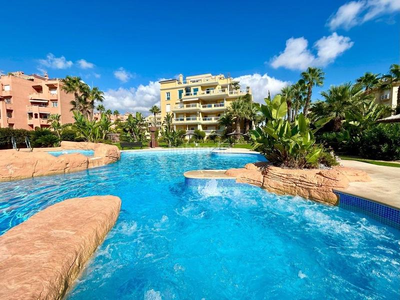 Foto b49de9d5-ac0f-4fbc-8080-f367938308c0. Penthouse with pool in Aguamarina Orihuela