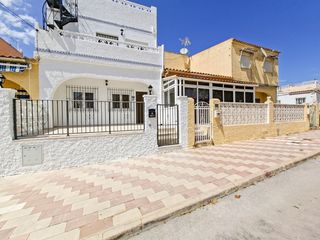 Reihenhaus in San Fulgencio. Bungalow adosado situado en la urbanizacioacuten marinajosefina,