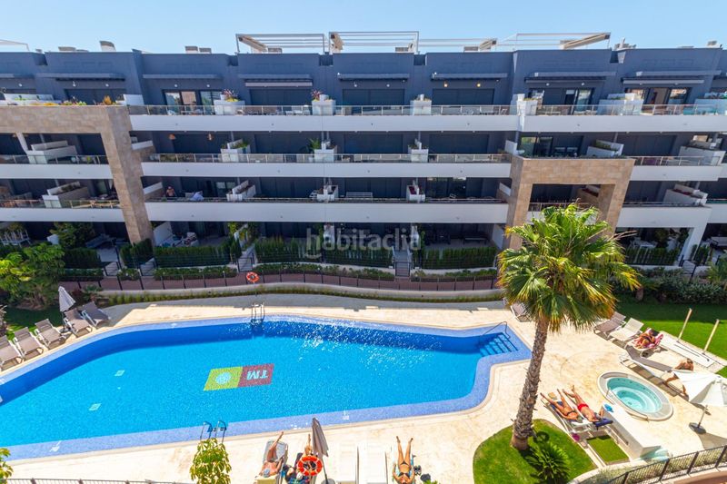Foto ac2e03b1-5e88-422c-8c34-121417e5e8c2. Àtic amb calefacció piscina a Playa Flamenca Orihuela