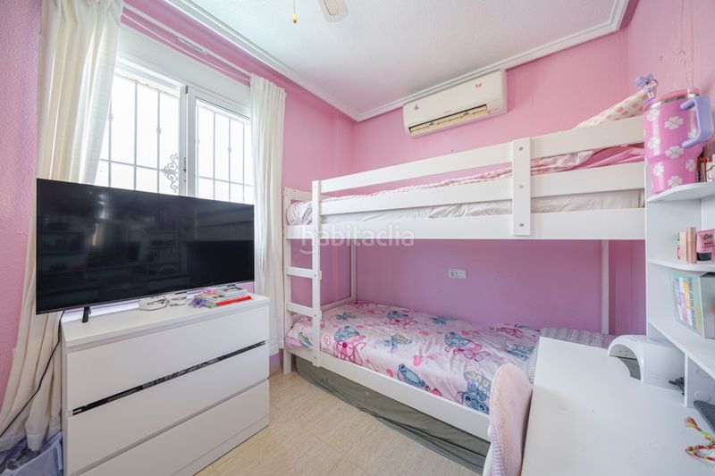 Foto 061ef2c1-7997-4607-b5ec-7424a5ce82ff. Casa amb calefacció a Lo Marabú Rojales