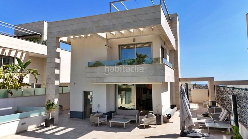 Foto 7fee9715-5b80-4b69-964c-c59d974fbb42. Casa amb calefacció a Villamartín-Las Filipinas Orihuela