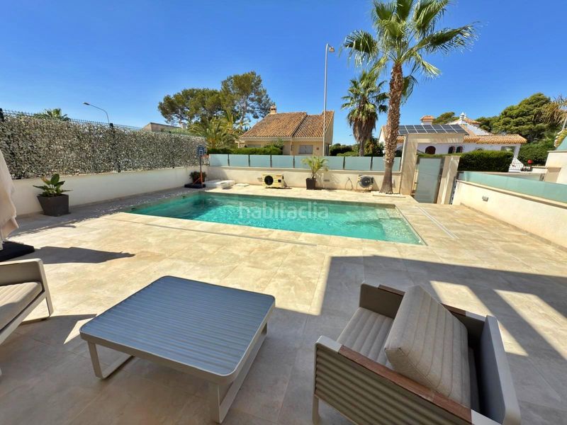 Foto dc186c5a-9a3d-4260-89a9-4beb8ad5c6c6. Casa amb calefacció a Villamartín-Las Filipinas Orihuela
