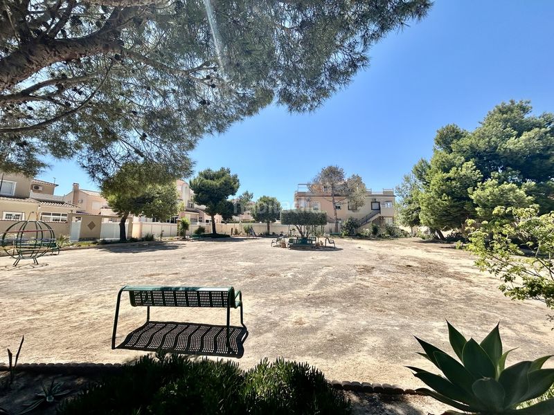 Foto 6ae52a37-83d6-402e-b94a-a5ef2784f9e0. Planta baixa amb calefacció piscina a Cabo Roig Orihuela