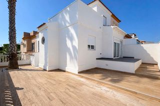 Maison jumelée à Los Balcones-Los Altos. ...