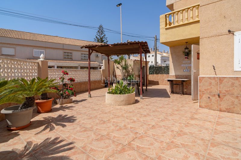 Foto 773766a5-bb52-43c5-b9f5-73209cbec5c5. Casa adossada amb calefacció aparcament piscina a Torrevieja