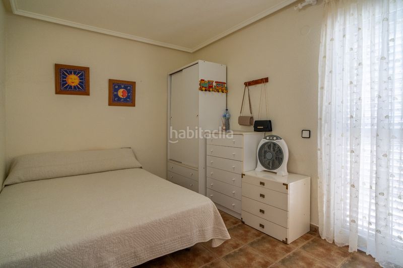 Foto a4a77d86-6d87-4c64-ab50-95edfcc29e41. Casa adossada amb calefacció aparcament piscina a Torrevieja