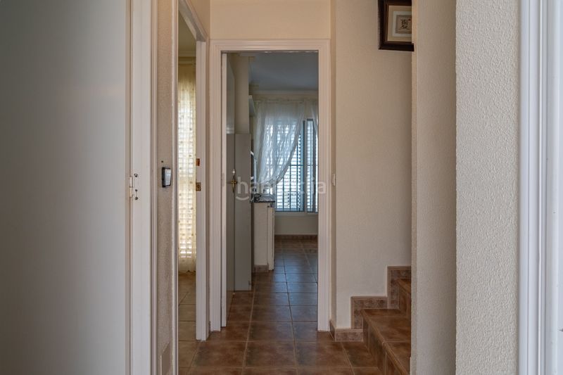 Foto b9eb6319-06ca-447e-8b69-70da04ed48ef. Casa adossada amb calefacció aparcament piscina a Torrevieja