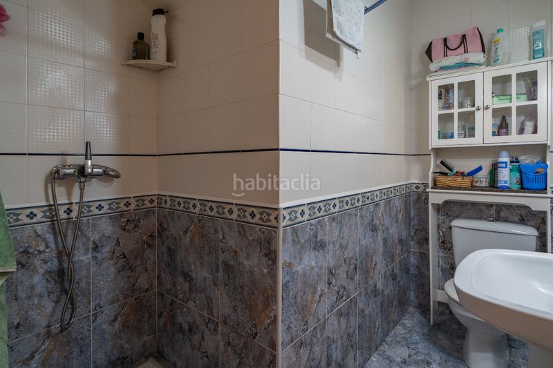 Foto f270a12f-5b4c-4616-be05-5ce679ce8c79. Casa adossada amb calefacció aparcament piscina a Torrevieja