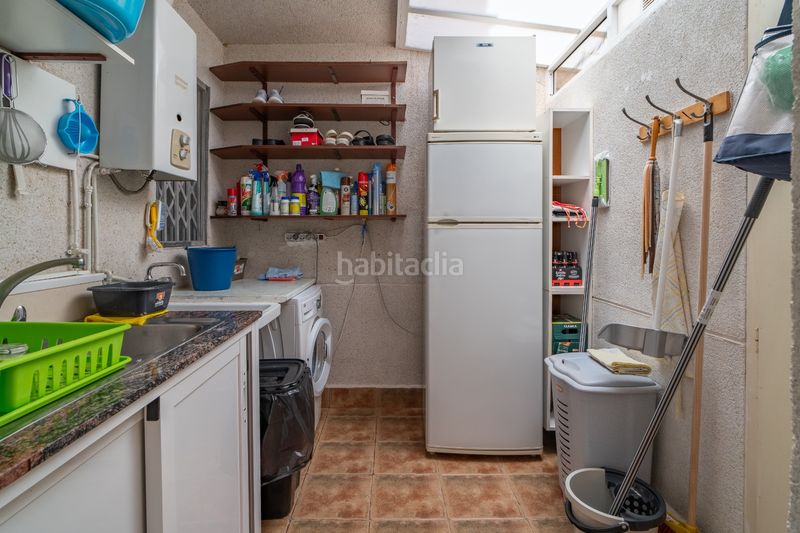 Foto f6e7761f-f5bf-4192-bf83-c8142088539d. Casa adossada amb calefacció aparcament piscina a Torrevieja