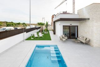 Casa a schiera in Desamparados - Hurchillo - Torremendo. Viviendas de ensuentildeo en orihuela costaen el corazoacuten de