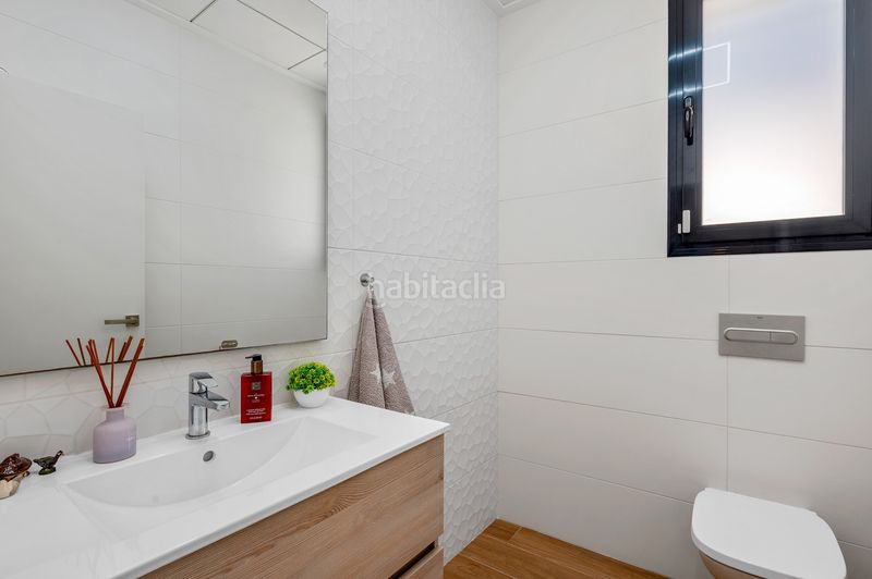 Foto a2d04fc8-f334-4a7f-9e70-60952fc0af72. Casa amb calefacció aparcament a Benijófar