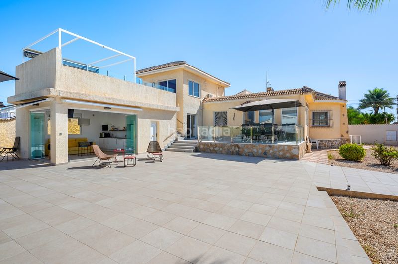 Foto eee2af50-5fc2-4ce4-8770-15ff3d872400. Casa amb calefacció aparcament a Centro de la Ciudad Quesada Rojales