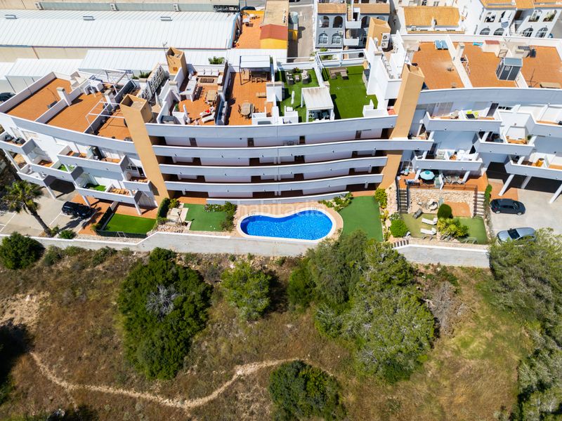 Foto dd553faf-a1c6-4d0e-be6c-bbc12f5df7ee. Pis amb calefacció aparcament piscina a Villamartín-Las Filipinas Orihuela