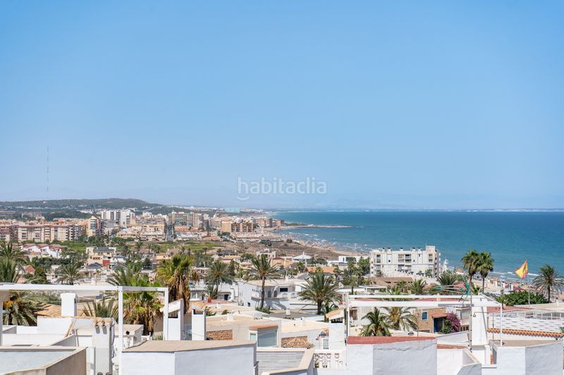Foto 607a8e9c-7719-4ffc-9172-07aea41f095b. Casa adossada amb calefacció a Cabo Cervera Torrevieja