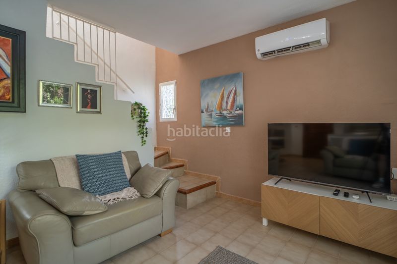 Foto a8bad2ec-e65f-488b-bd81-248ec71ac6a5. Casa adossada amb calefacció a Cabo Cervera Torrevieja