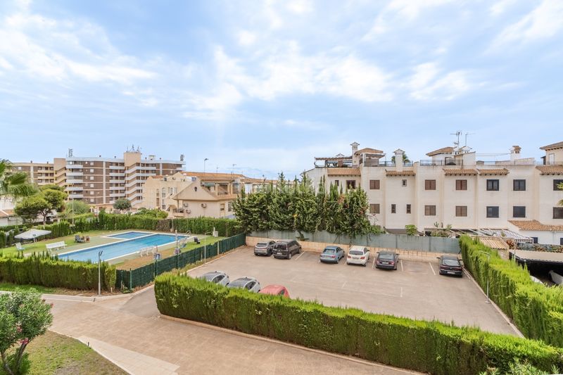Foto b84087ec-1897-424e-afee-1828a7692bed. Pis amb calefacció aparcament piscina a La Regia Orihuela