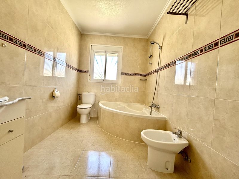 Foto 67c6ada6-17f5-43cc-bec8-e71a70867954. Casa adossada amb calefacció piscina a Centro de la Ciudad Quesada Rojales