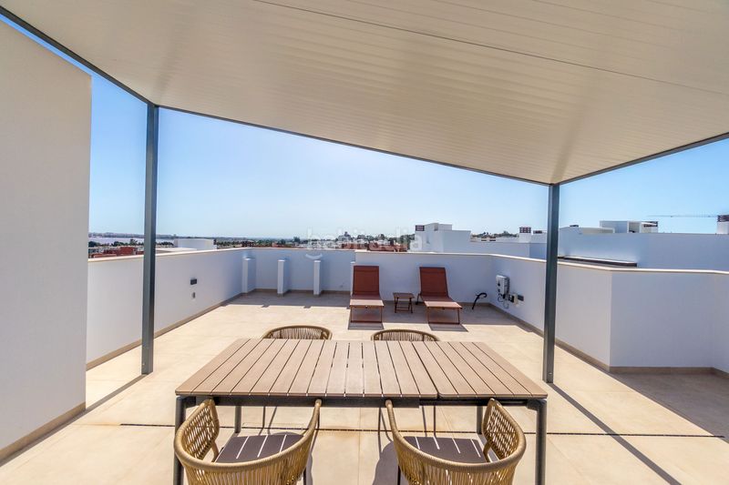 Foto 6a6ad8d3-a01b-4b6f-966e-6d740b98191a. Casa amb calefacció piscina a Los Balcones-Los Altos Torrevieja