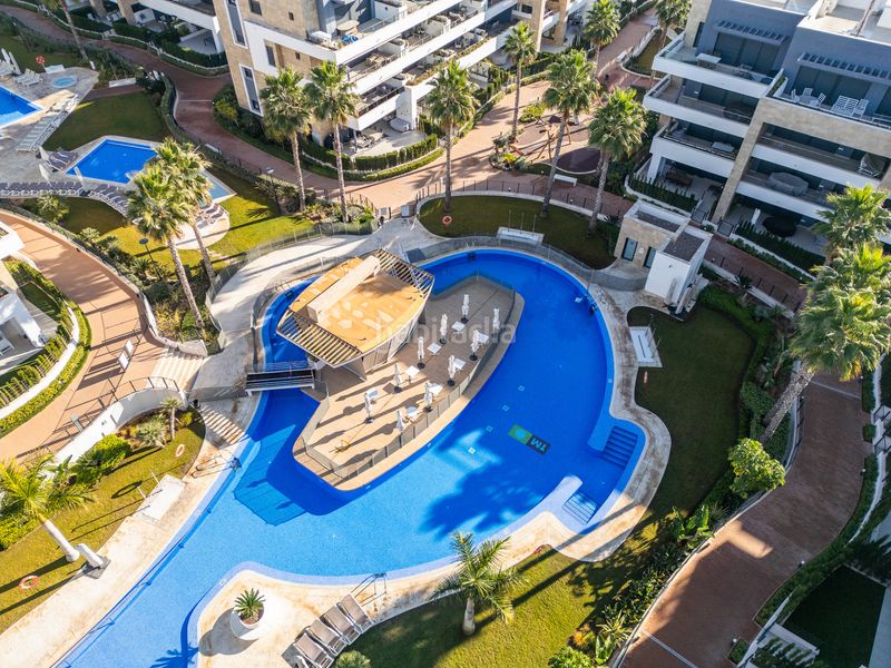 Foto 1d599f4e-cdf5-43d1-a557-bfc067a3b9c0. Pis amb calefacció aparcament piscina a Playa Flamenca Orihuela