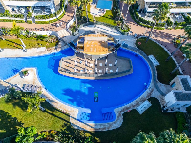 Foto a6bd7098-f5c1-4af4-a49c-0a7f4d4259cc. Pis amb calefacció aparcament piscina a Playa Flamenca Orihuela