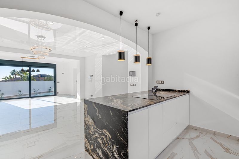 Foto 9e0c42c7-e565-425d-b989-5b5f45372928. Casa amb calefacció aparcament a Centro de la Ciudad Quesada Rojales