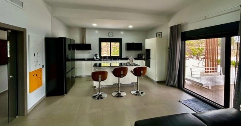 Foto 39db3f8b-67a3-4e73-90b0-1d856f07d8c8. Casa chalet exclusivo en torre del rico un oasis de tranquilidadimagina vivir en un lugar donde la privacidad se fusiona con el confort en Jumilla