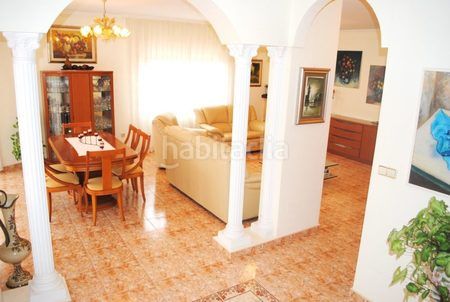 Foto 88c80c70-a81c-4a4c-9a7a-a4d094a37ff2. Chalet ... en La Regia Orihuela