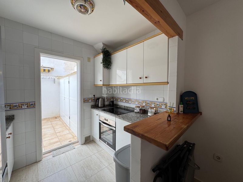 Foto 38b361ff-45a0-49d2-b988-323df091eb04. Casa adossada amb piscina a Pueblo Latino Pilar de la Horadada