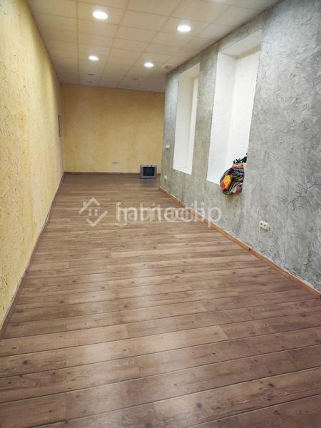 Foto db13f426-73d0-4c8e-8e94-f357ee0e72f7. Alquiler local comercial local en alquiler en San Bernardo Salamanca