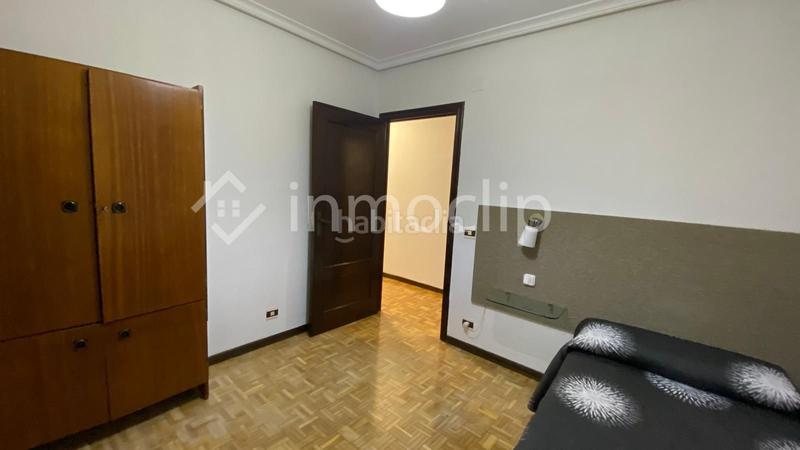 Foto 8aa140ce-f659-40f0-a857-368eedf099f4. Flat with heating in Centro Salamanca