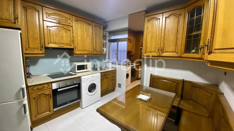 Foto c4b6121b-a5ac-4c0f-82e0-5e35b2bf6236. Flat with heating in Centro Salamanca