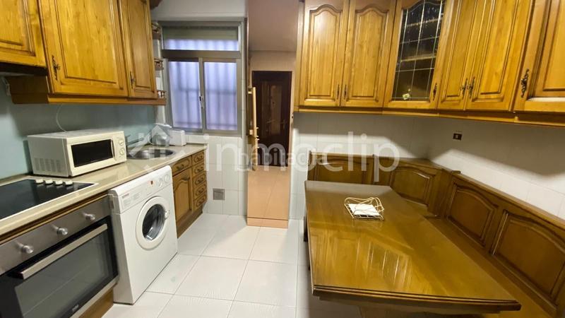 Foto c76326df-3718-4242-9dbc-7e7085a31031. Flat with heating in Centro Salamanca