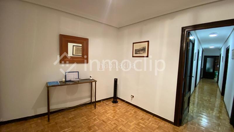 Foto cc6847bb-eaa0-4cfe-a72f-1c8134dd228e. Flat with heating in Centro Salamanca