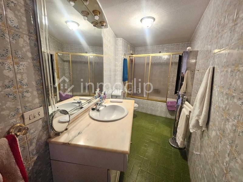 Foto a3d0817c-6633-46e1-963c-83f3eb95530b. Etagenwohnung mit heizung in Estación Salamanca