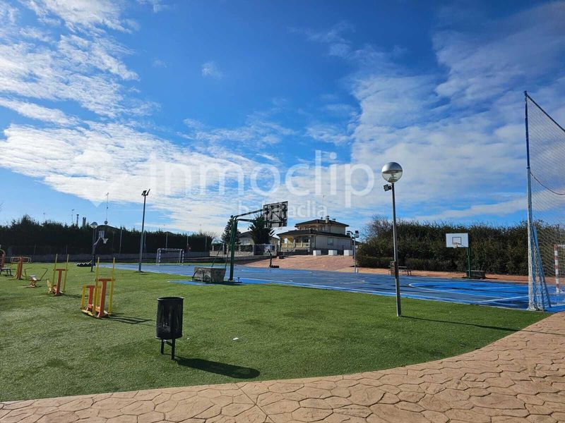 Foto 9ae150a1-25ec-446d-a27e-a9f35569c827. Terreny residencial a Alba de Tormes