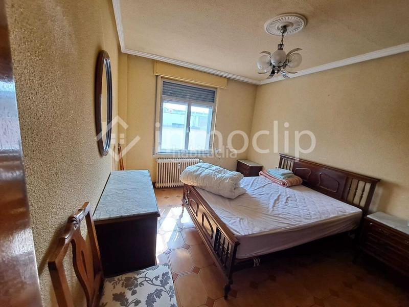 Foto 396ae1b7-73b1-4886-8fa9-cefa9b2b3a25. Location attique avec chauffage dans San Bernardo Salamanca