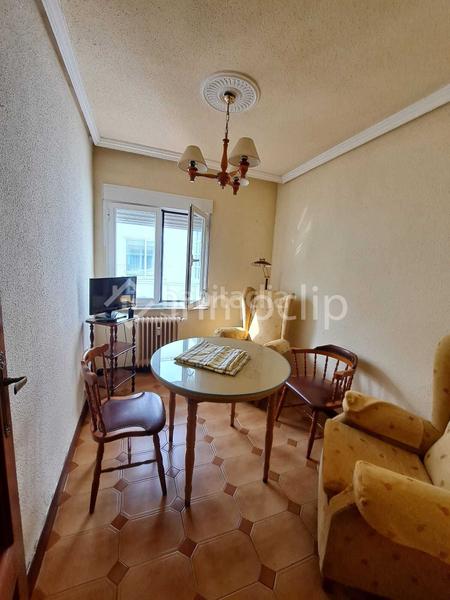 Foto 9f165b67-5317-4873-af04-a80b6b3973e6. Location attique avec chauffage dans San Bernardo Salamanca