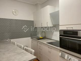 Location Édifice  Calle serranos. Edificio en alquiler en salamanca