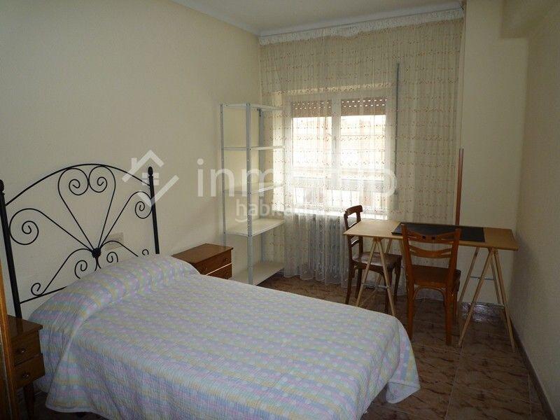 Foto adedffbf-f8c6-4e05-8c2b-7febb836e336. Alquiler piso  en alquiler en Garrido Sur Salamanca