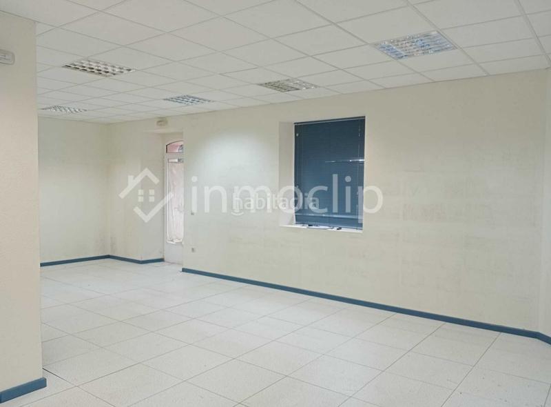 Foto f7b0f96f-aa8f-4b1b-8805-1eed0d7b3fda. Alquiler local comercial local en alquiler en Teso de la Feria - Arrabal Salamanca